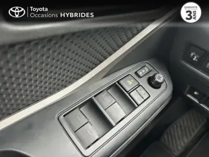 Photo 14 Toyota C-HR  1.8 Hybride 122ch Dynamic Ultimate E-CVT