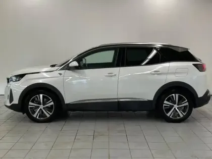 Photo 4 Peugeot 3008  HYBRID 225ch Roadtrip e-EAT8