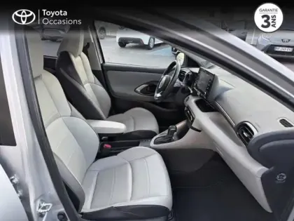 Photo 5 Toyota Yaris  116h Iconic 5p