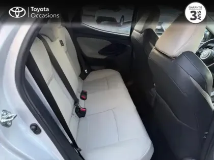 Photo 6 Toyota Yaris  116h Iconic 5p