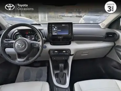 Photo 7 Toyota Yaris  116h Iconic 5p