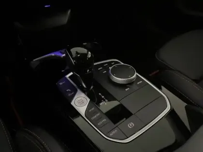 Photo 11 BMW Serie 1 Série 1 118iA 136ch Edition Sport DKG7