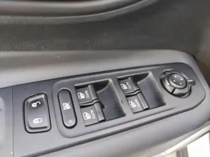 Photo 13 Jeep Renegade  1.5 Turbo T4 130ch MHEV BVR7