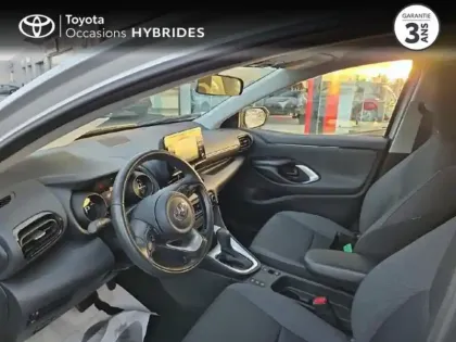 Photo 10 Toyota Yaris  116h Design 5p
