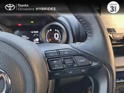 Photo 12 Toyota Yaris  116h Design 5p