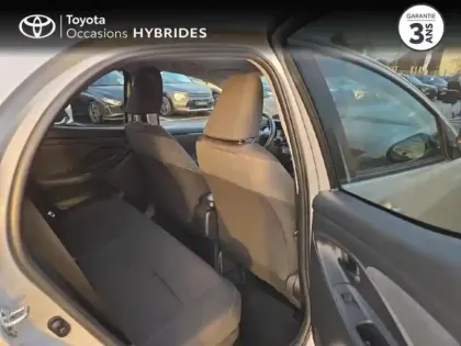 Photo 5 Toyota Yaris  116h Design 5p