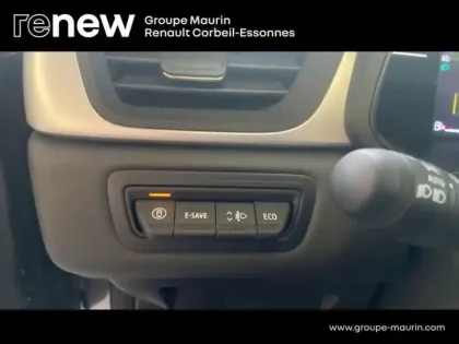 Photo 10 Renault Captur  1.6 E-Tech full hybrid 145ch Evolution