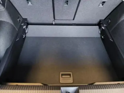 Photo 12 Volkswagen T-roc  1.5 eTSI 150ch R-Line DSG7