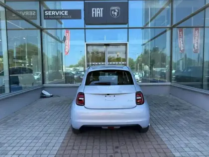 Photo 4 Fiat 500  e 95ch Collezione MY25 (Certinergy 4750? déduit)