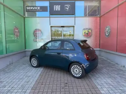 Photo 3 Fiat 500  e 95ch Collezione MY25 (Certinergy 4750? déduit)