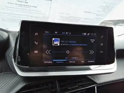 Photo 38 Peugeot 2008  BlueHDi 110 S&S BVM6