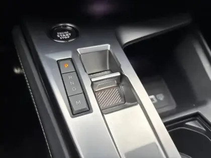 Photo 13 Peugeot 308  SW BlueHDi 130ch S&S EAT8