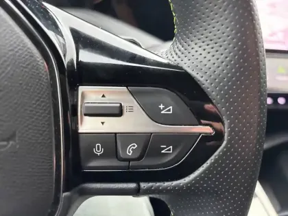 Photo 17 Peugeot 308  SW BlueHDi 130ch S&S EAT8