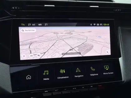 Photo 18 Peugeot 308  SW BlueHDi 130ch S&S EAT8