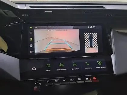 Photo 39 Peugeot 308  SW BlueHDi 130ch S&S EAT8