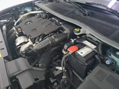 Photo 34 Peugeot 308  SW BlueHDi 130ch S&S EAT8