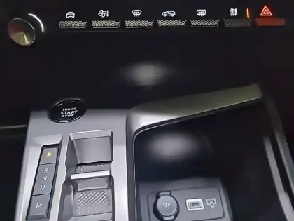 Photo 44 Peugeot 308  SW BlueHDi 130ch S&S EAT8