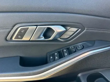 Photo 18 BMW Serie 3 M340d xDrive 340 ch BVA8