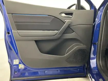 Photo 18 Renault Captur  E-Tech full hybrid 145 ch