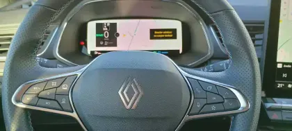 Photo 13 Renault Captur  E-Tech full hybrid 160 ch