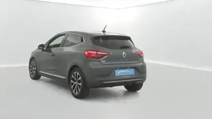 Photo 11 Renault Clio  E-Tech 140