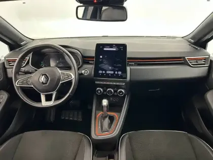 Photo 33 Renault Clio  E-Tech 140