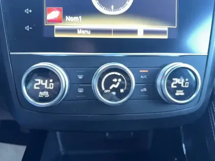 Photo 38 Renault Kadjar  TCe 140 FAP