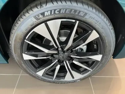 Photo 39 Peugeot 308  Hybrid 145 e-DCS6