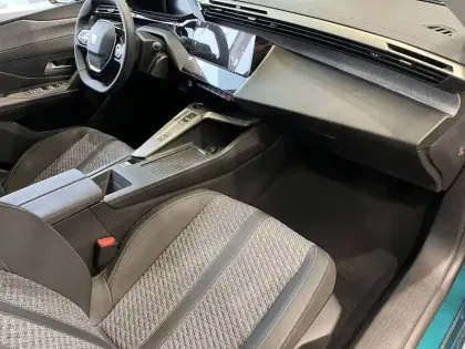 Photo 12 Peugeot 308  Hybrid 145 e-DCS6