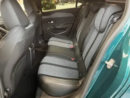 Photo 10 Peugeot 308  Hybrid 145 e-DCS6