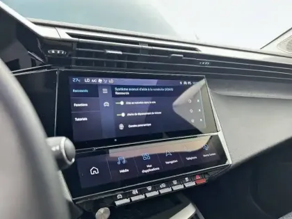Photo 115 Peugeot 308  Hybrid 145 e-DCS6