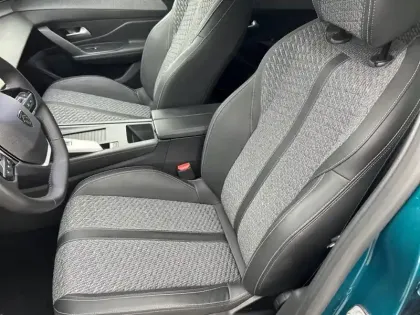 Photo 103 Peugeot 308  Hybrid 145 e-DCS6