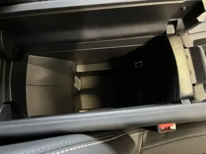 Photo 47 Peugeot 308  Hybrid 145 e-DCS6