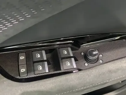 Photo 11 Audi Q3  Sportback e-hybrid 272 ch S tronic 6