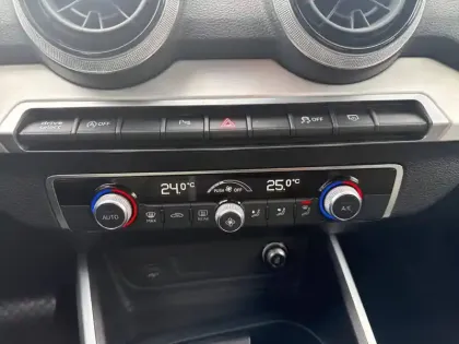 Photo 19 Audi Q2  35 TFSI 150 S tronic 7