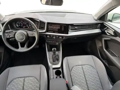 Photo 10 Audi A1  Sportback 30 TFSI 116 ch S tronic 7