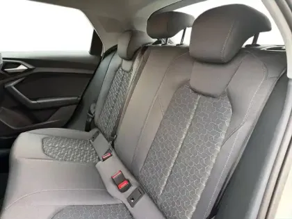 Photo 13 Audi A1  Sportback 30 TFSI 116 ch S tronic 7