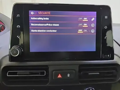 Photo 21 Peugeot Rifter  Standard BlueHDi 100 S&S BVM6 5pl