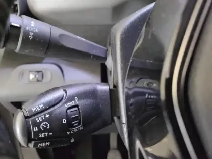 Photo 25 Peugeot Rifter  Standard BlueHDi 100 S&S BVM6 5pl