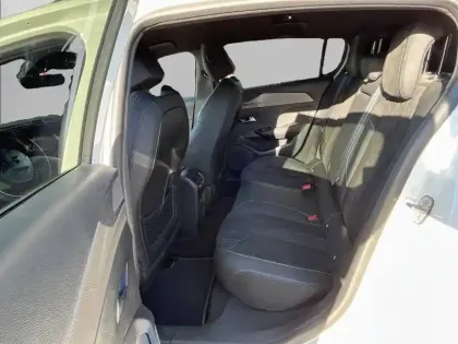 Photo 11 Peugeot 308  PureTech 130ch S&S EAT8