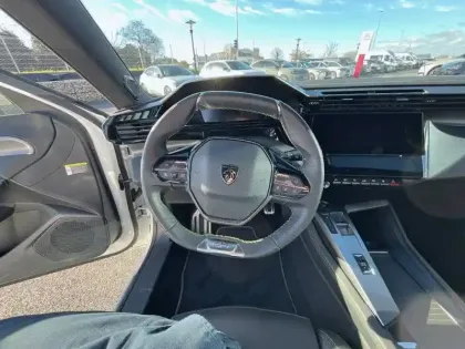 Photo 8 Peugeot 308  PureTech 130ch S&S EAT8