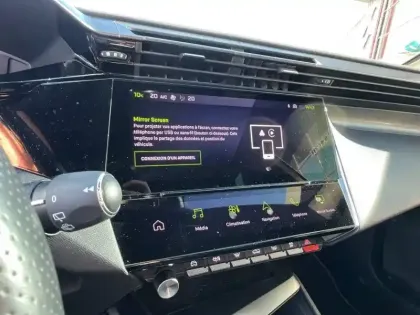 Photo 19 Peugeot 308  PureTech 130ch S&S EAT8