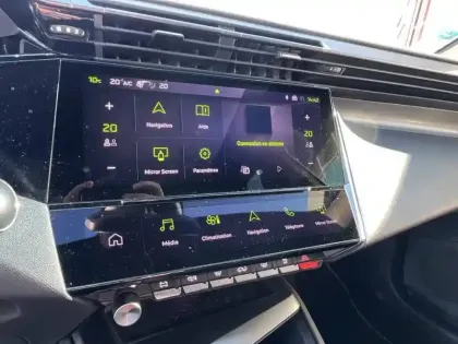 Photo 14 Peugeot 308  PureTech 130ch S&S EAT8