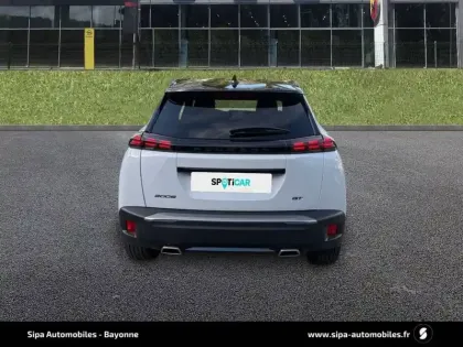 Photo 4 Peugeot 2008  PureTech 130 S&S EAT8