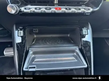 Photo 20 Peugeot 2008  PureTech 130 S&S EAT8