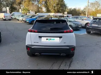 Photo 33 Peugeot 2008  PureTech 130 S&S EAT8