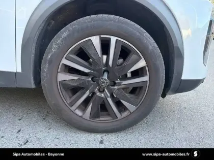 Photo 12 Peugeot 2008  PureTech 130 S&S EAT8