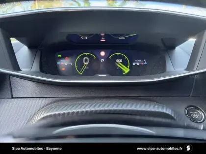 Photo 27 Peugeot 2008  PureTech 130 S&S EAT8