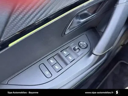 Photo 26 Peugeot 2008  PureTech 130 S&S EAT8