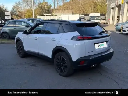 Photo 34 Peugeot 2008  PureTech 130 S&S EAT8